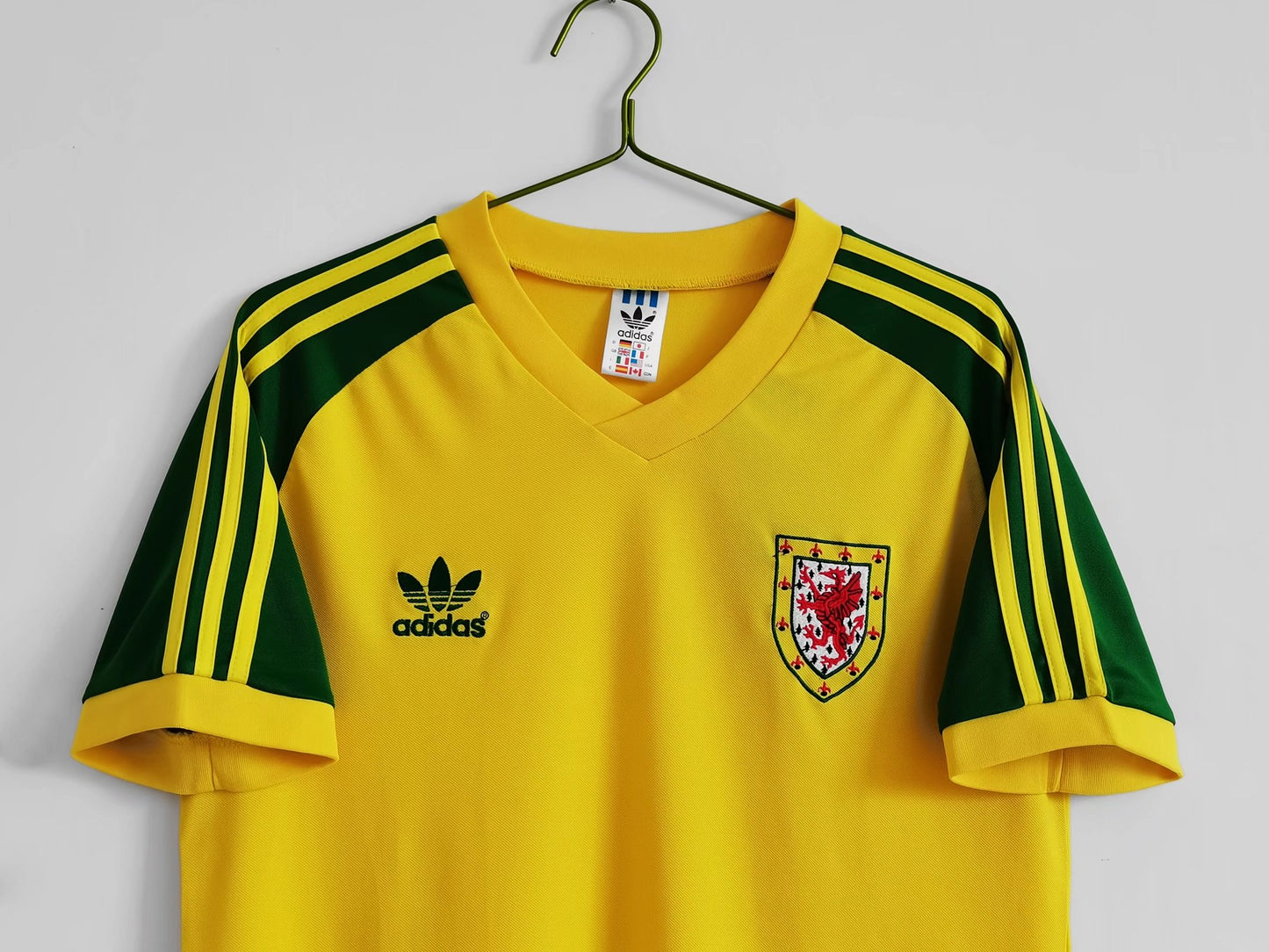 1982 Wales Away Retro Kit