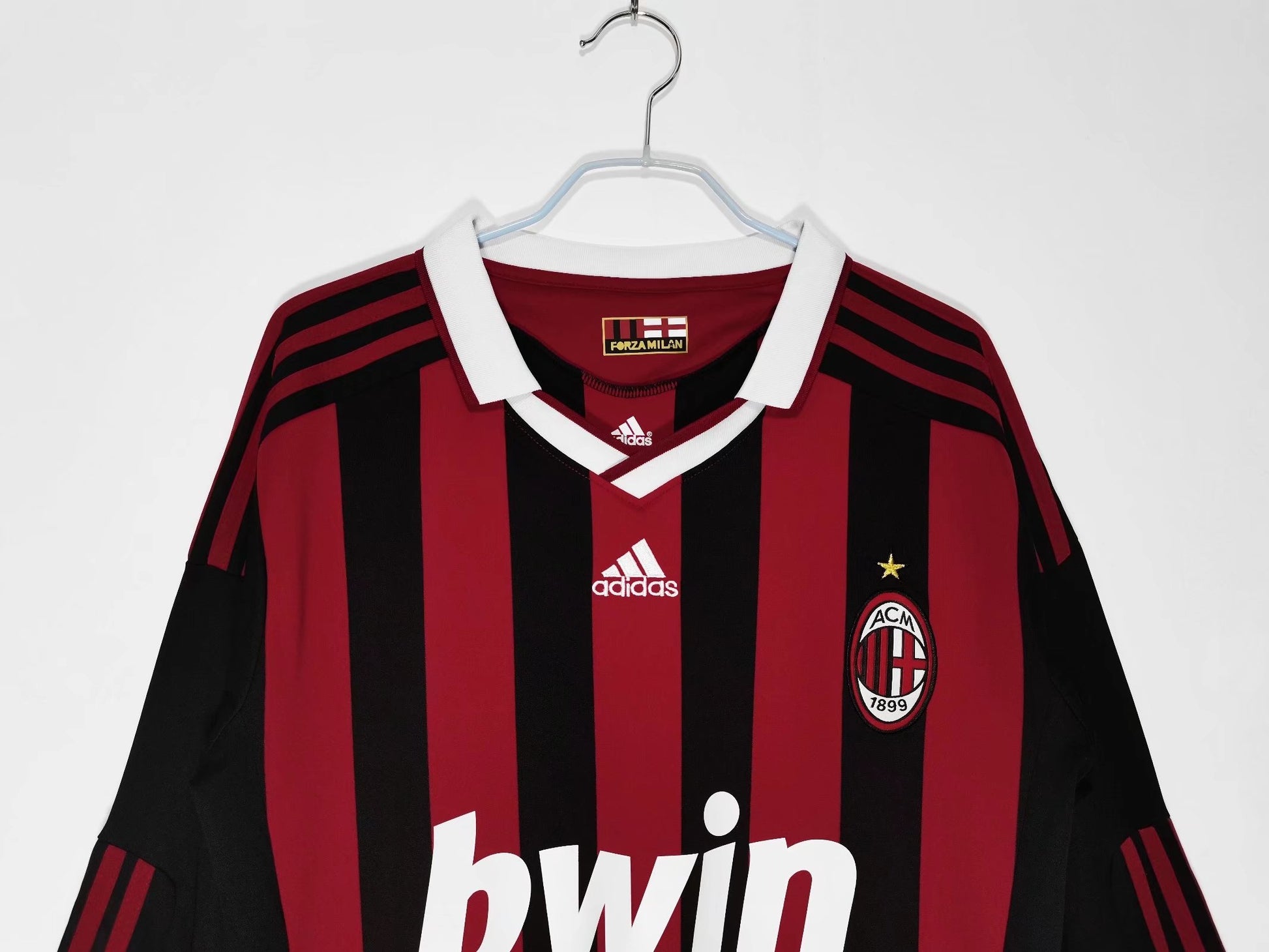 2009/10 AC Milan Away Retro Kit