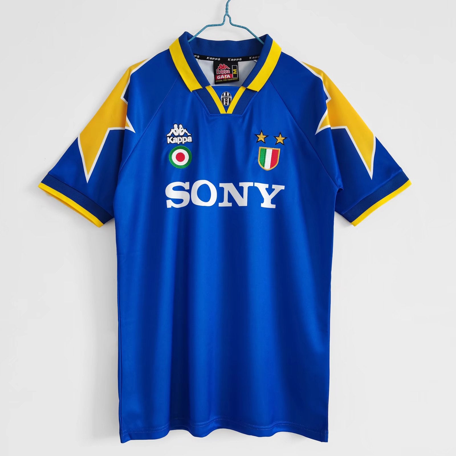 Juventus 95 hotsell 96 kit