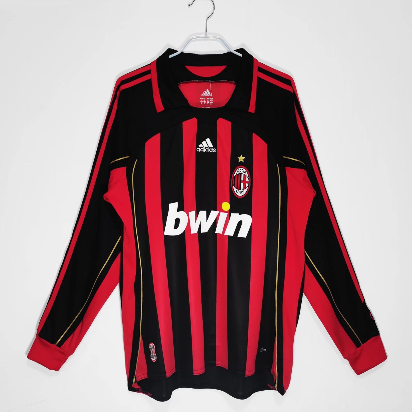 2006/07 AC Milan Long Sleeve Home Retro Kit