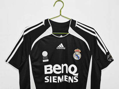 2006/07 Real Madrid Away Retro Kit