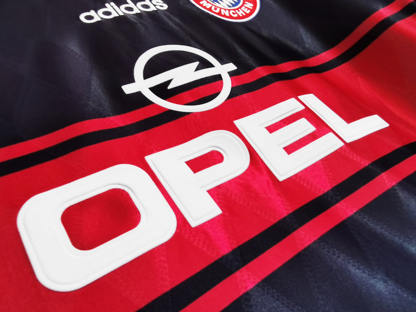 1997/99 Bayern Home Retro Kit