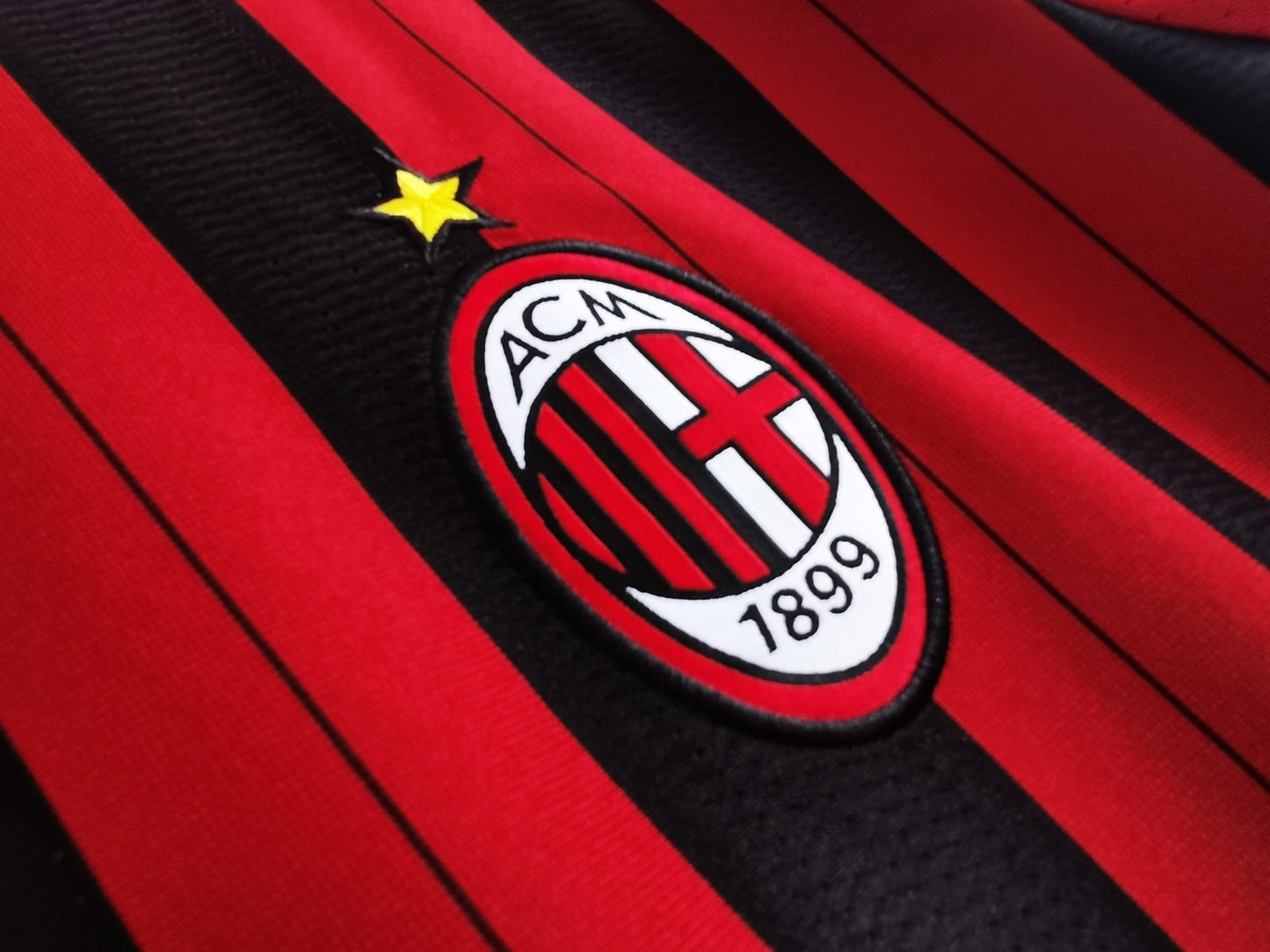 2013/14 AC Milan Home Retro Kit