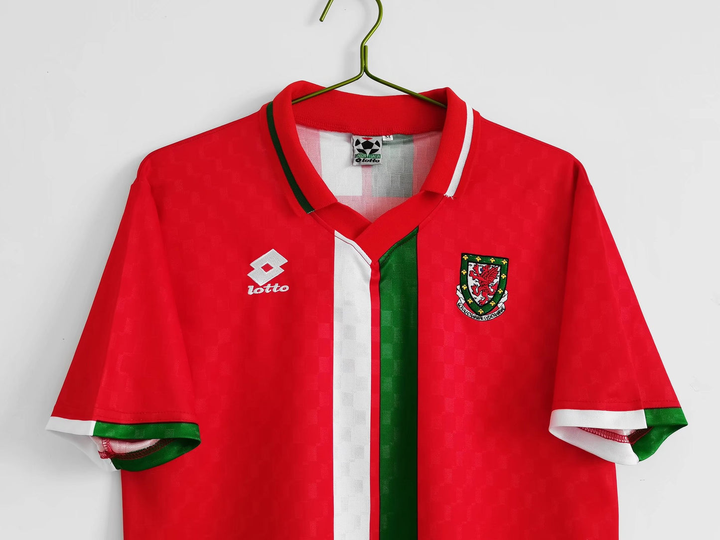 1996/98 Wales Home Retro Kit